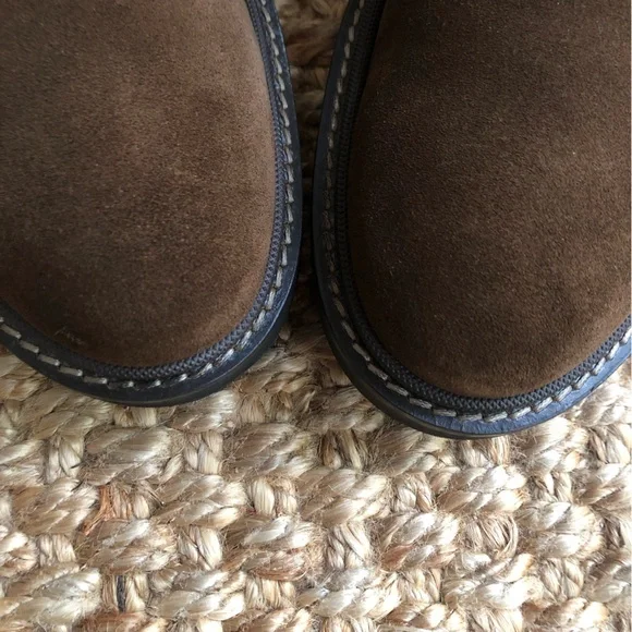 New: To Boot New York Brookdale Mid Brown Suede Lug Sole Derby. Size 8.5